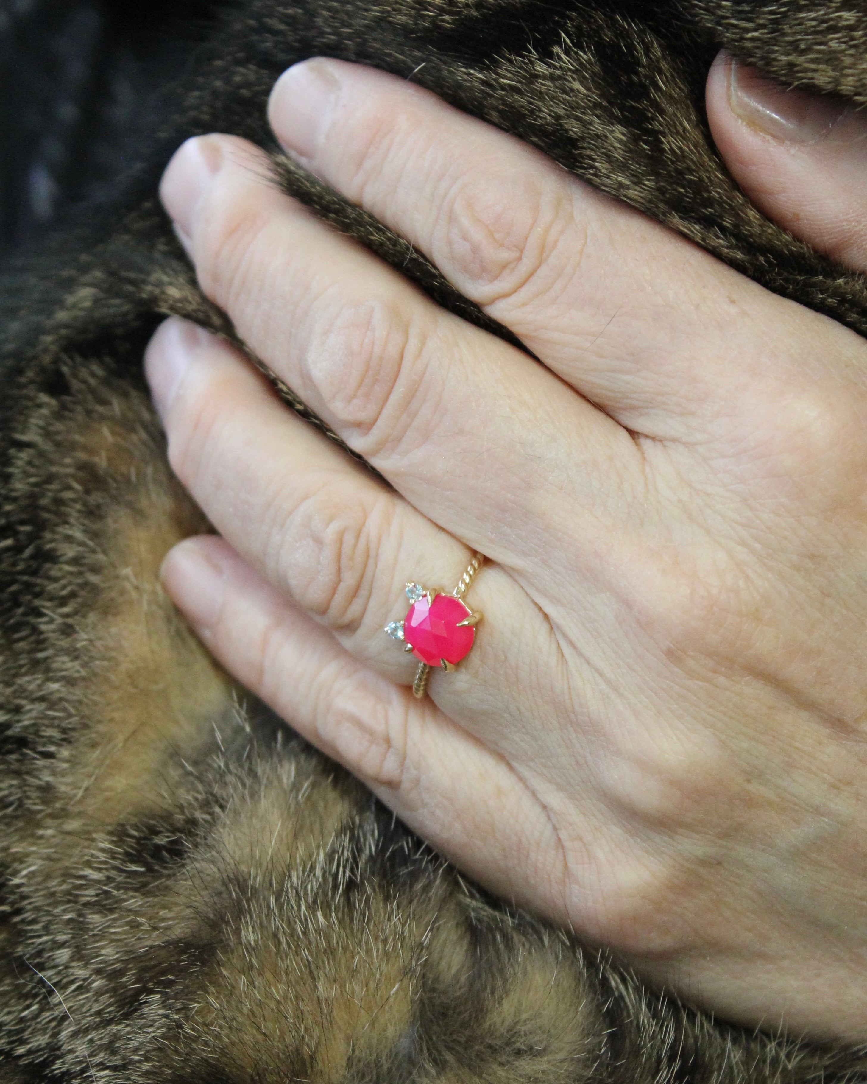 【K10】Twist ring “CAT” シャローズヴィフ