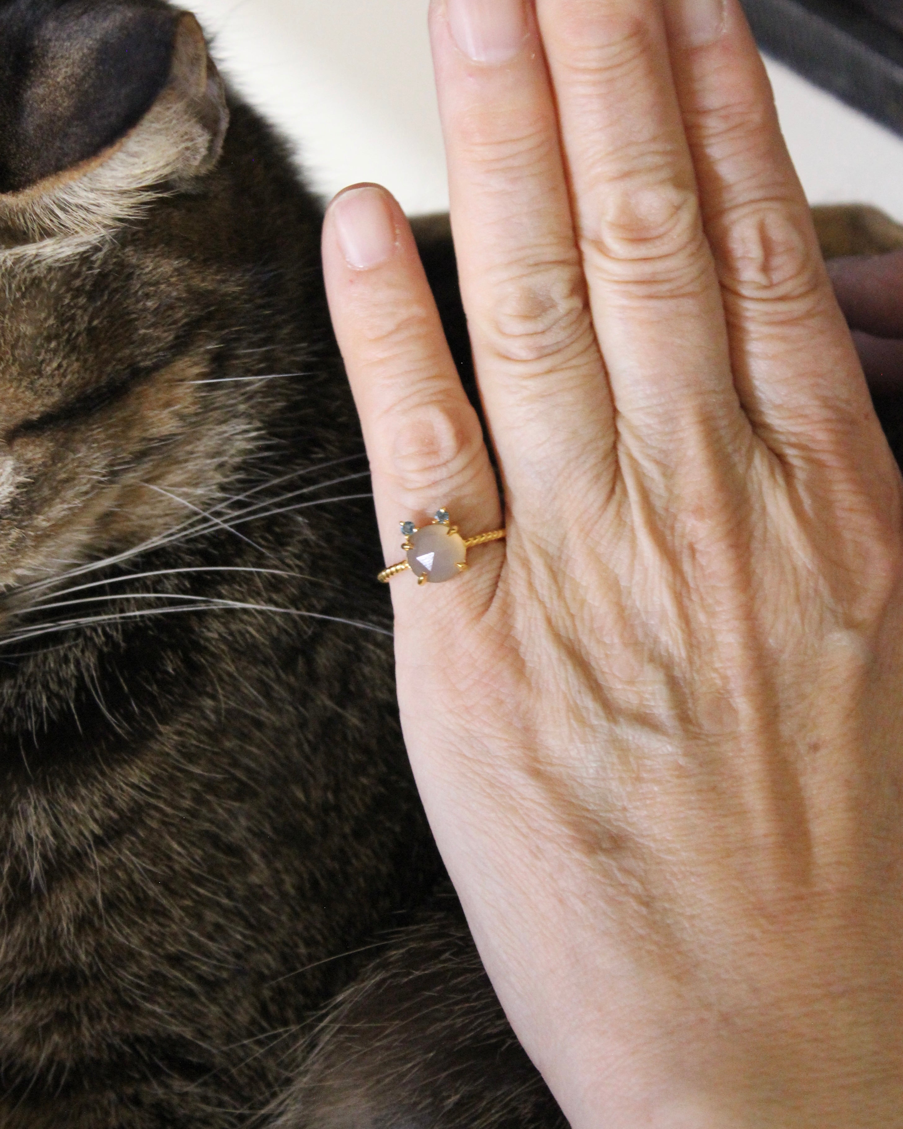 Twist ring “CAT” シャグリーズ