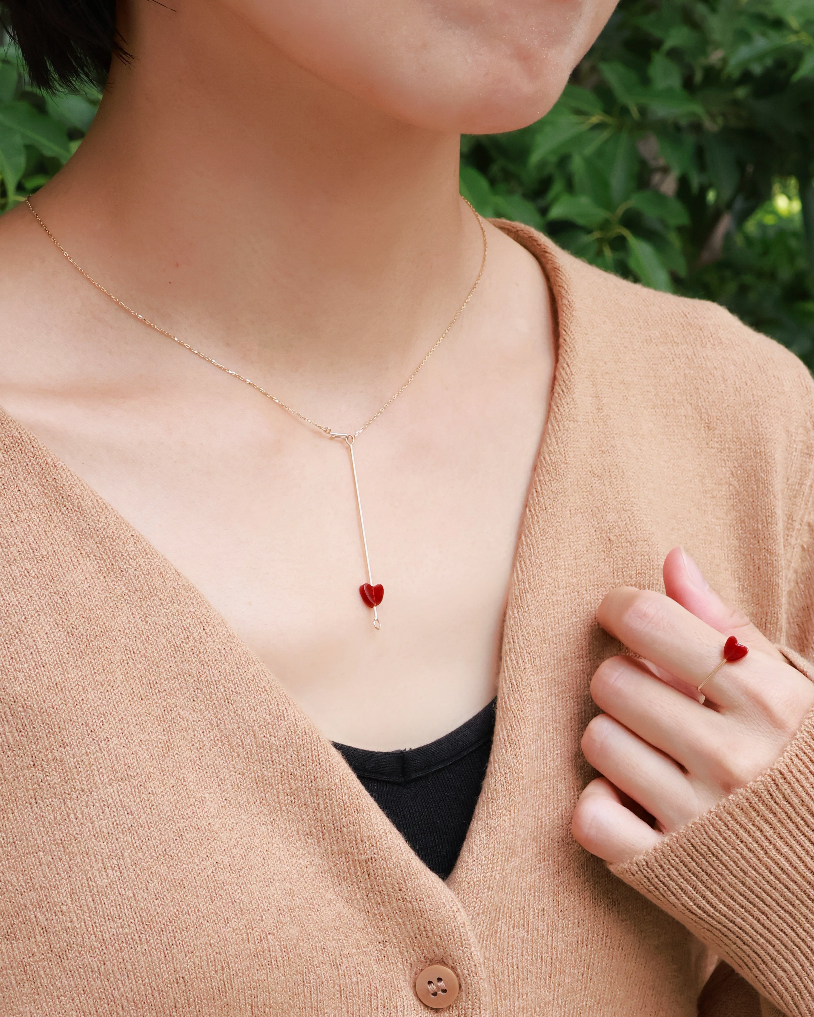 D necklace “Queen”