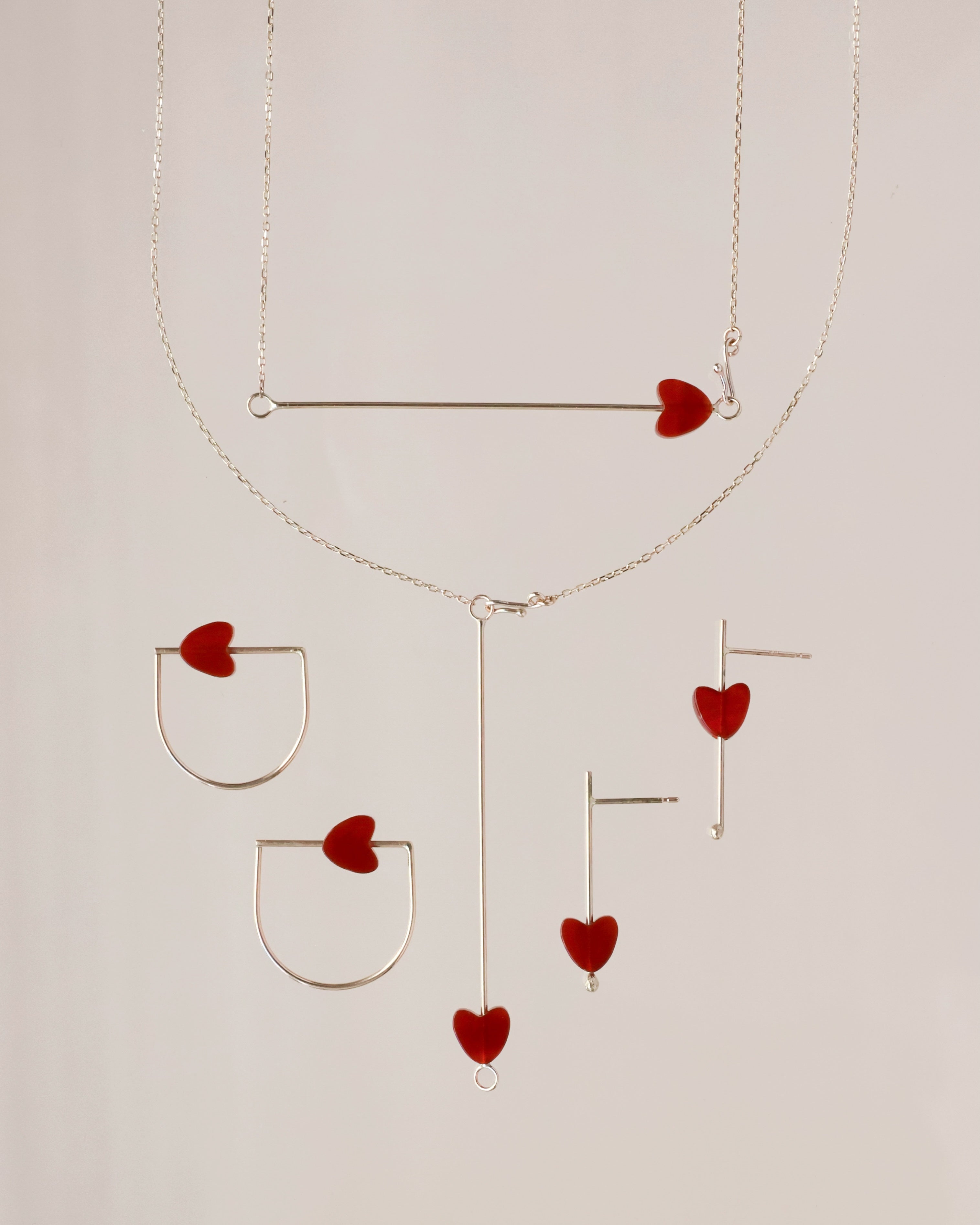 D necklace “Queen”