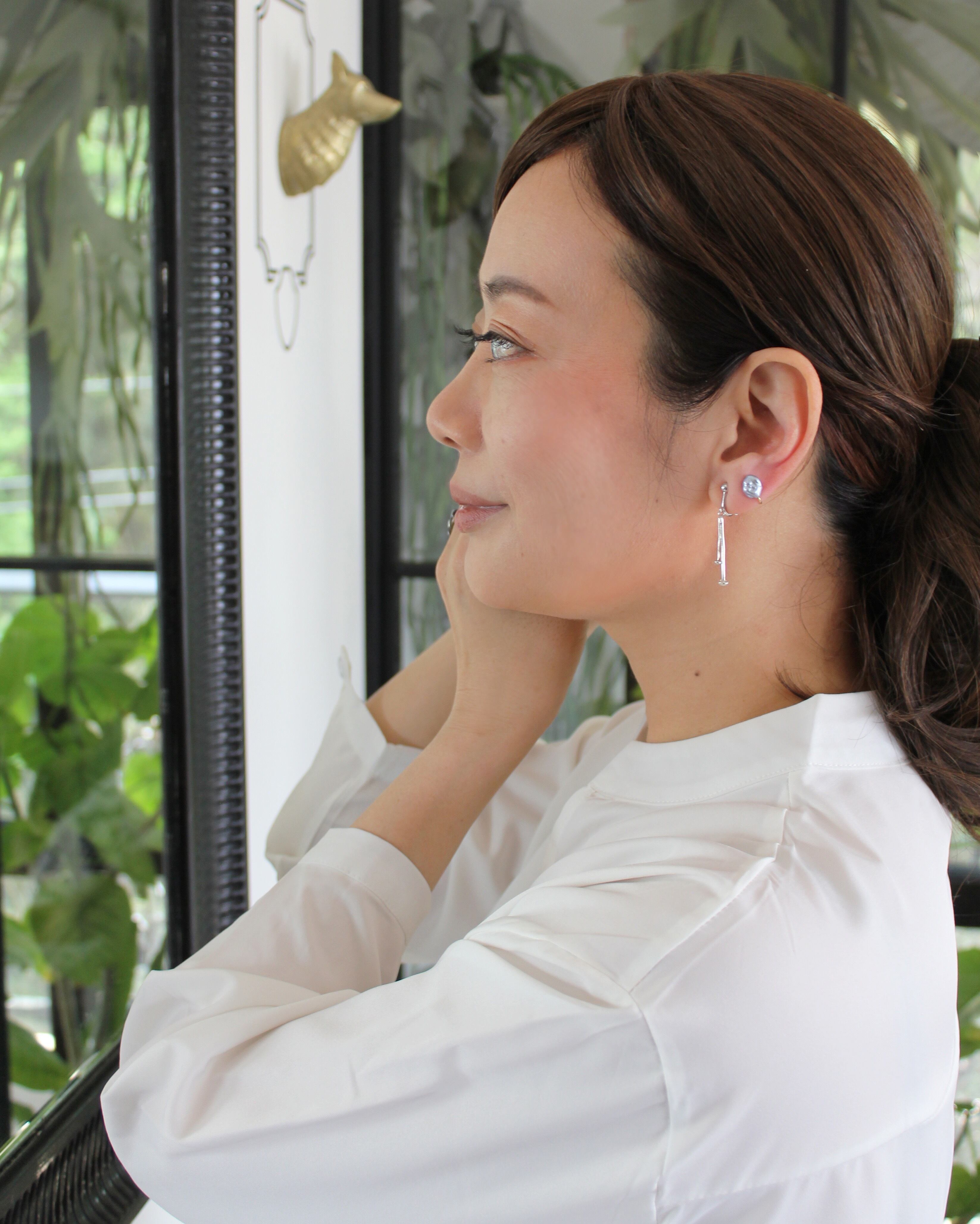 【片耳】Wパールイヤークリップ