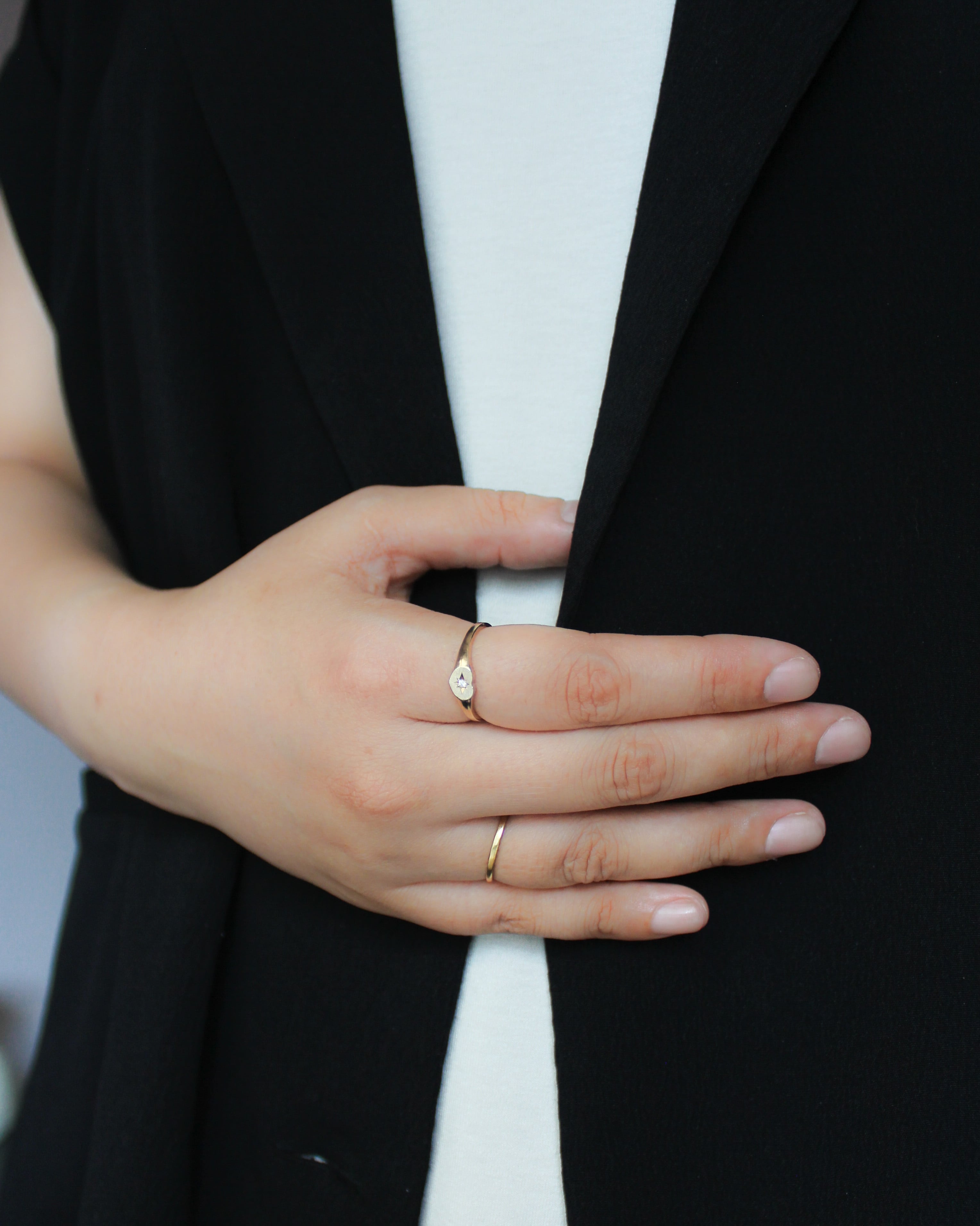 Signet ring