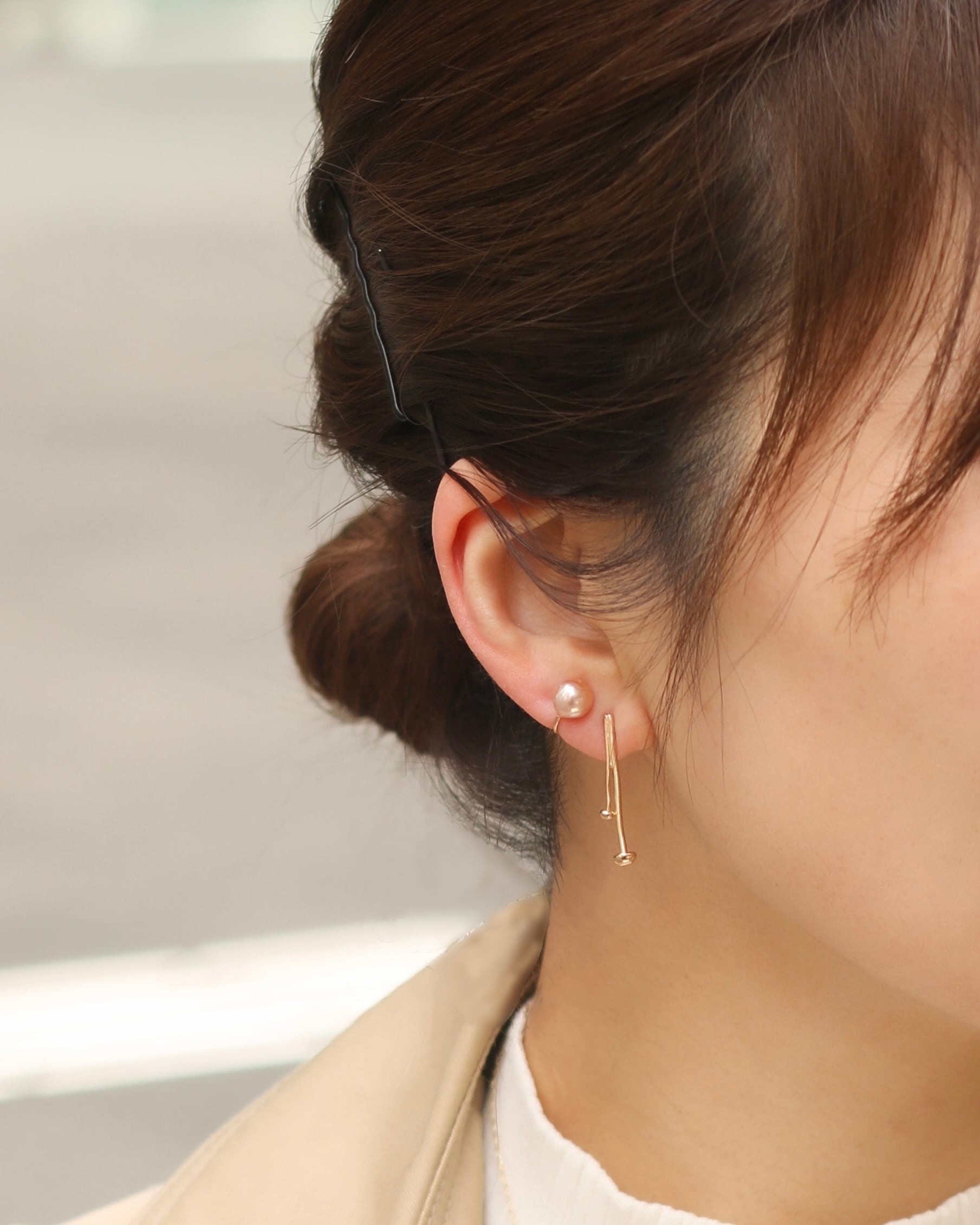 【片耳】Wパールイヤークリップ