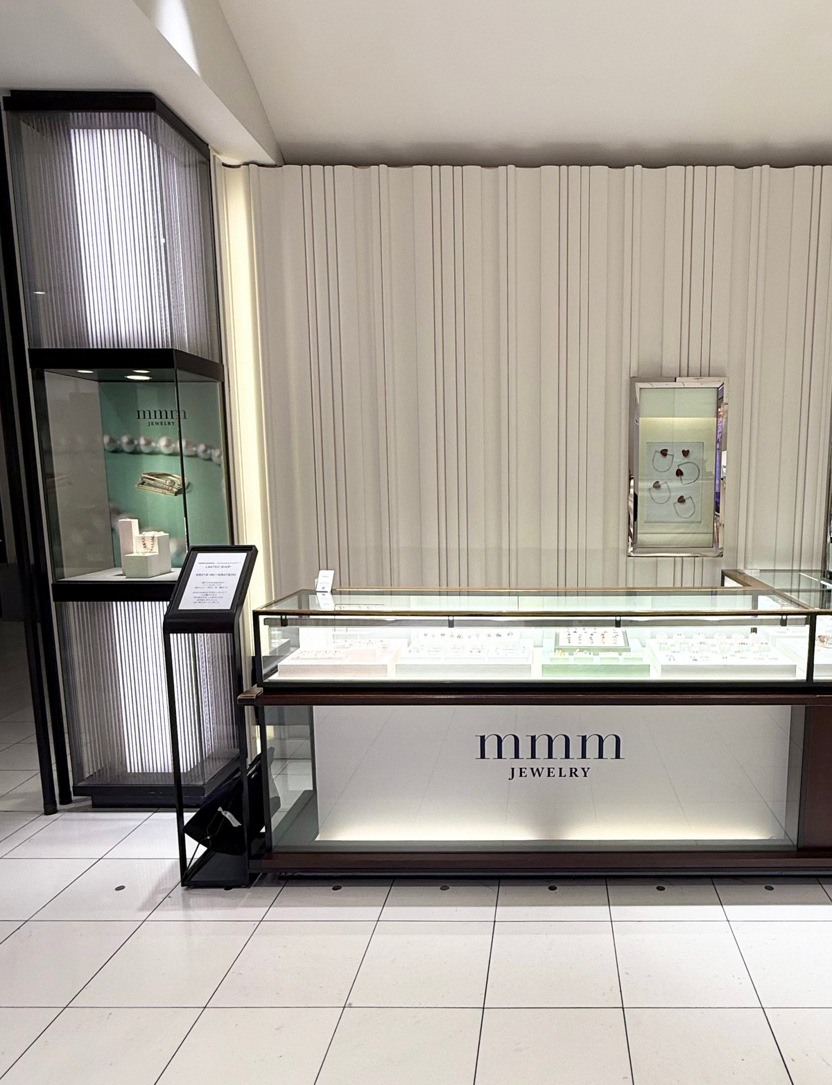 IMG_4843.png?v=1749891281&